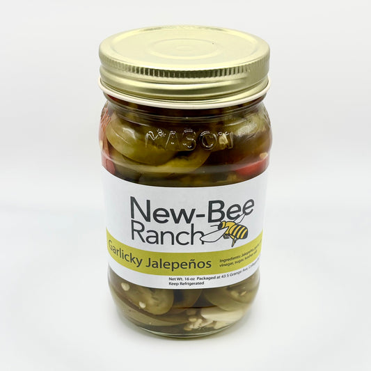 Garlicky Jalepeño Pickles